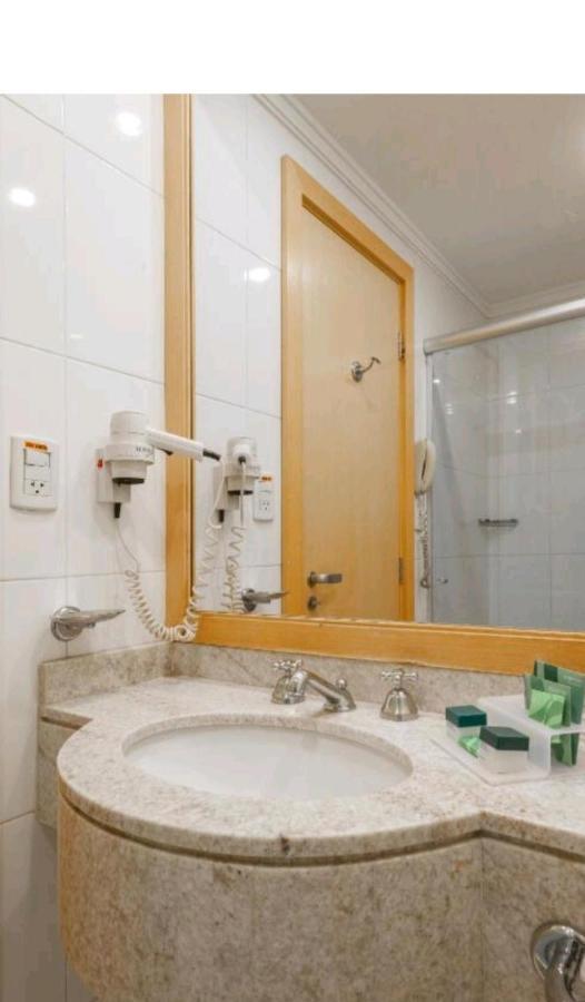 Hotel Flat Services, Aeroporto *